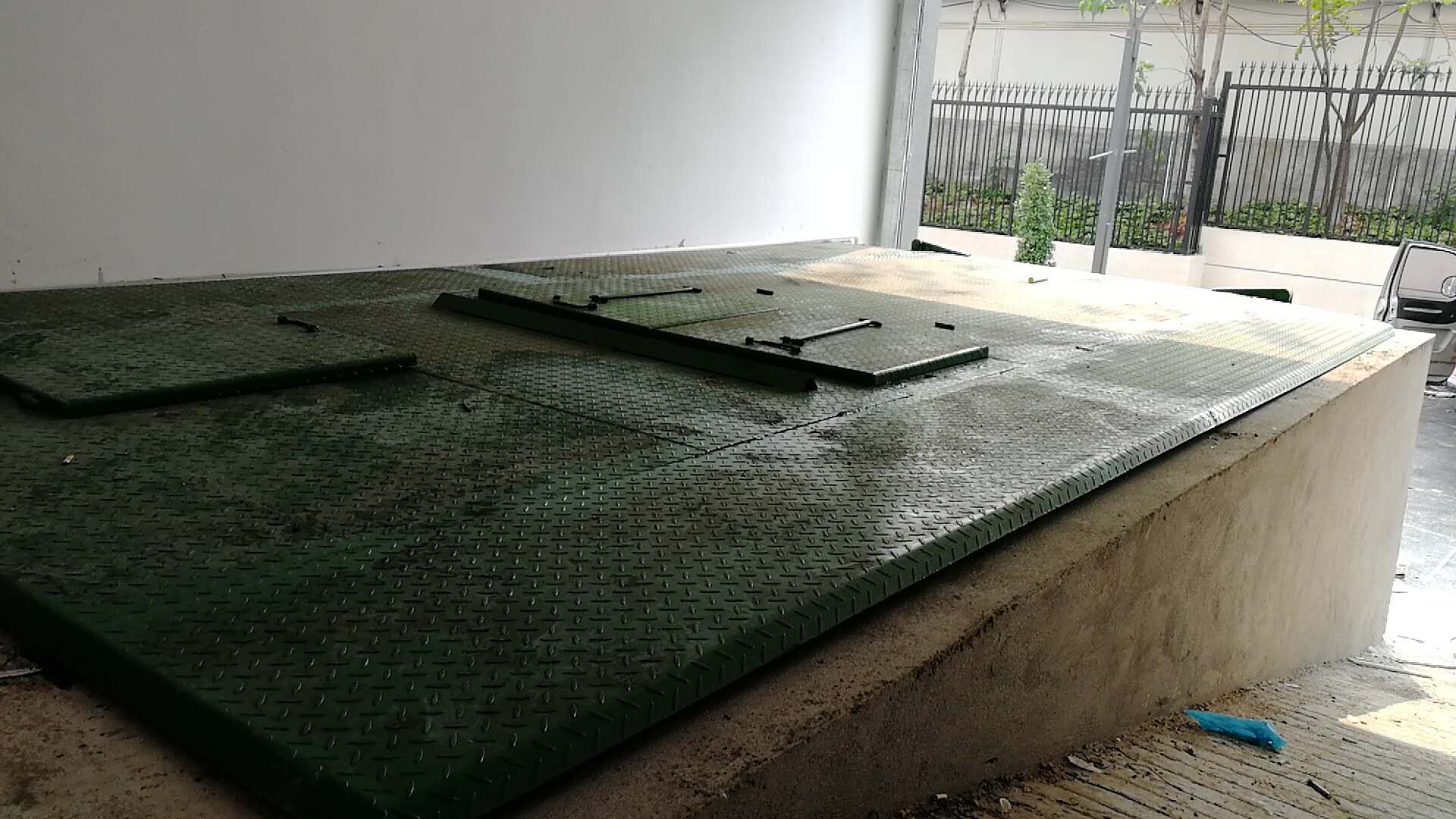 佛山南海万科广场地埋侧举站