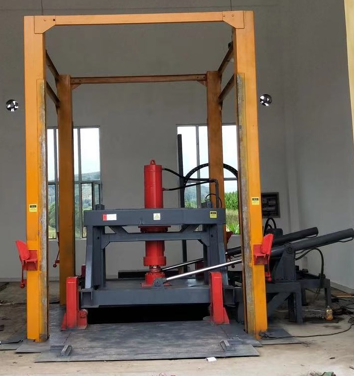 （压头侧翻）垂直式垃圾压缩机