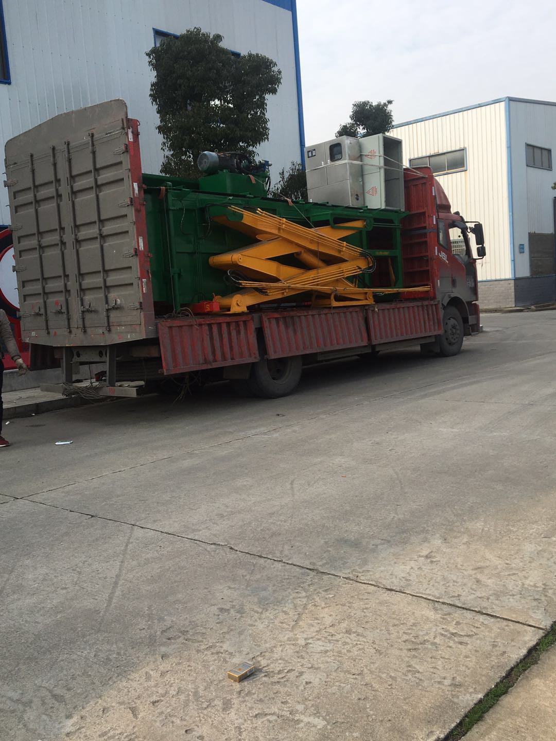 长沙湘一机械有限公司,长沙环卫设备制造,长沙环卫设备销售,保洁项目