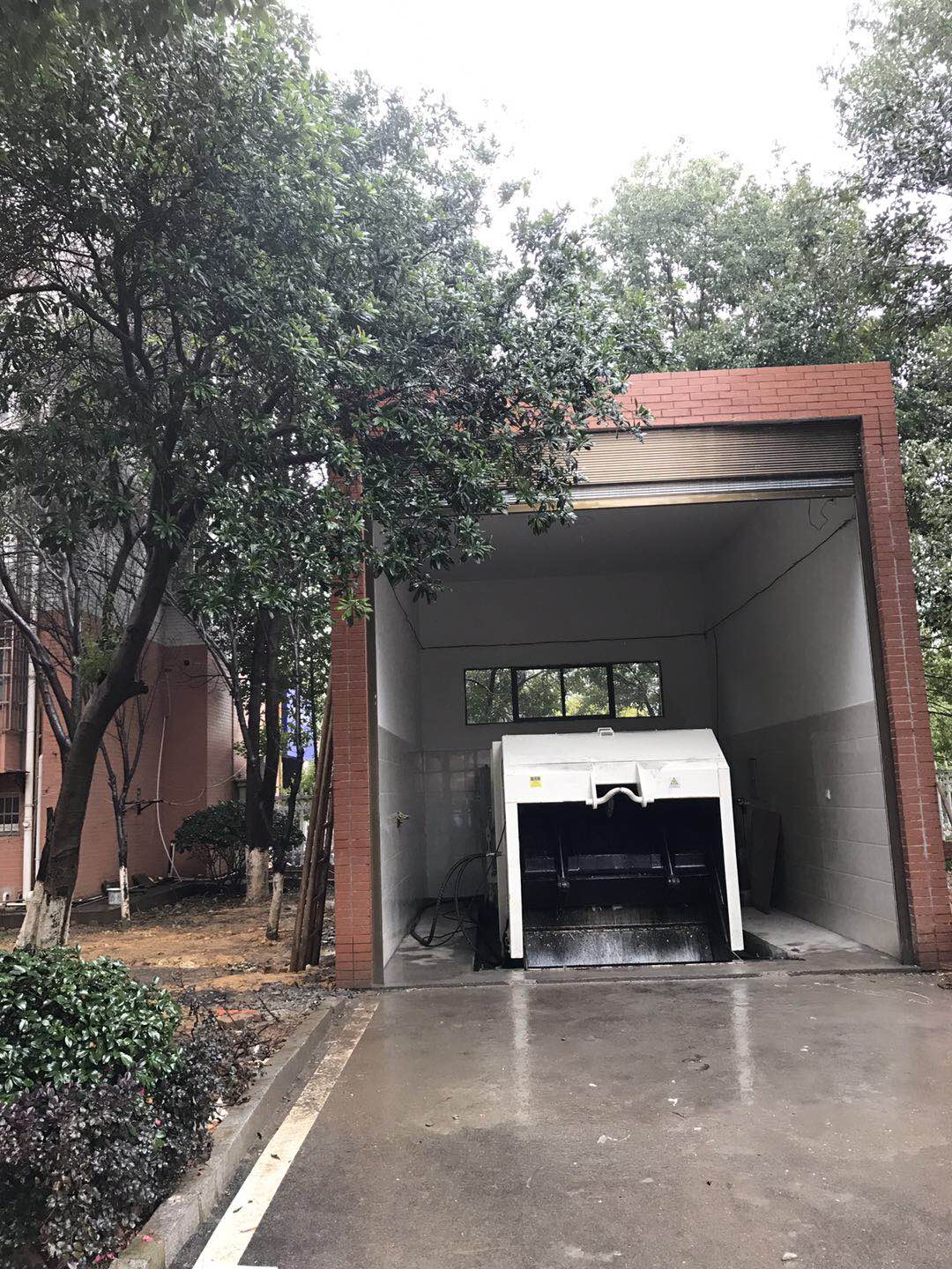 长沙湘一机械有限公司,长沙环卫设备制造,长沙环卫设备销售,保洁项目