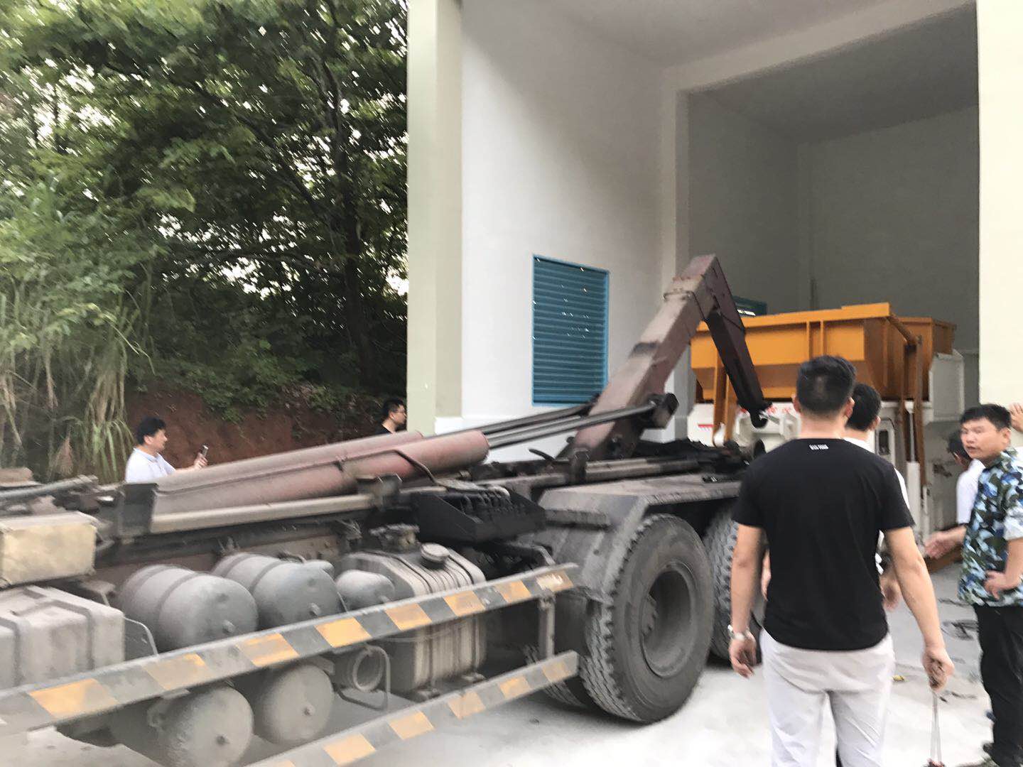 长沙湘一机械有限公司,长沙环卫设备制造,长沙环卫设备销售,保洁项目