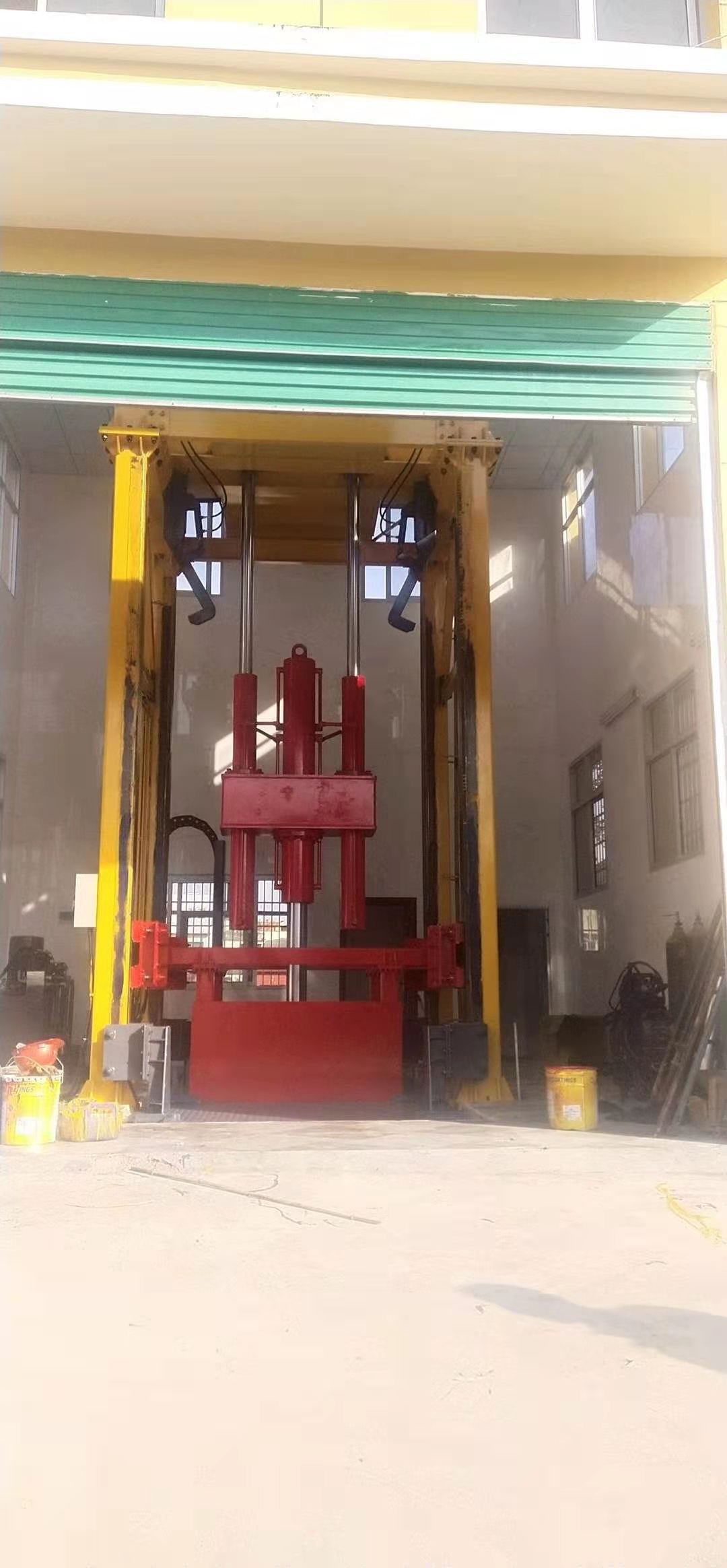 长沙湘一机械有限公司,长沙环卫设备制造,长沙环卫设备销售,保洁项目