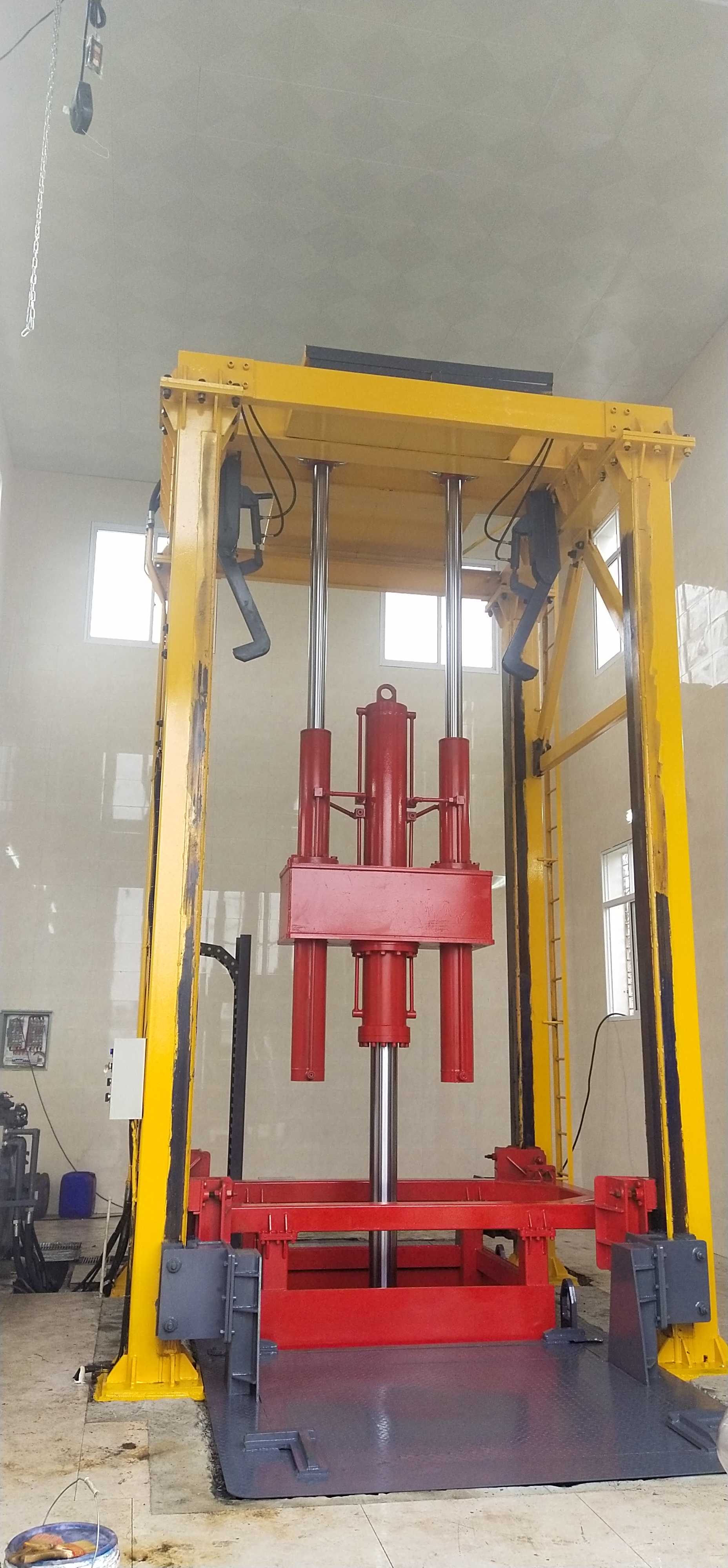 长沙湘一机械有限公司,长沙环卫设备制造,长沙环卫设备销售,保洁项目